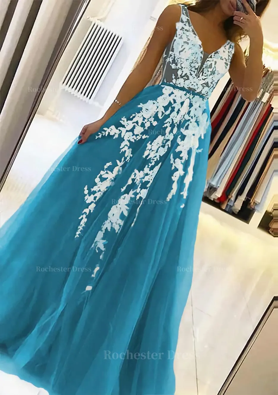 A-line V Neck Sleeveless Sweep Train Tulle Prom Dress With Beading Lace