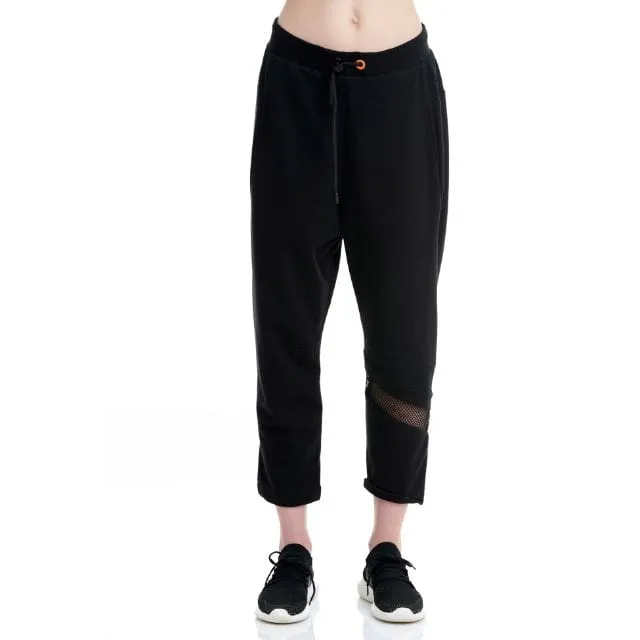 Bodytalk Women&#39;s carrot fit loose sweatpants &#39;Pi&#39; Black 906500-00100