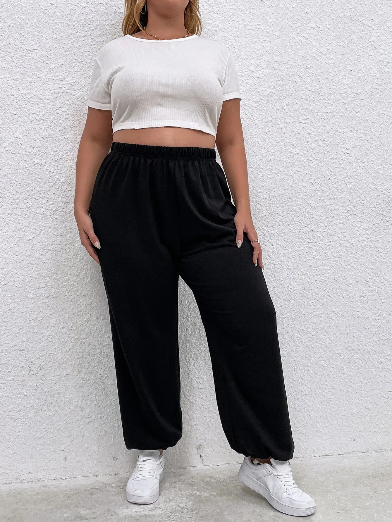 Letter Rhinestone High Waist Cropped Plus Size Sweatpants