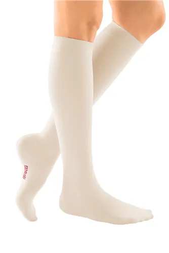 Medi Comfort 20-30mmHg Closed Toe Calf Length