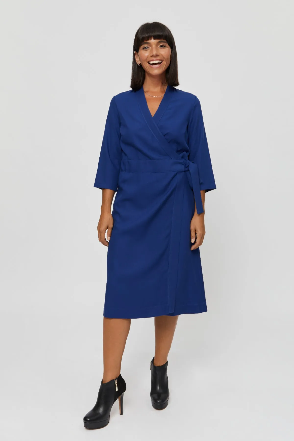 Sandra | Midi Wrap Dress in Midnight Blue