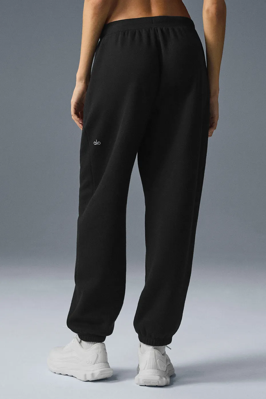 Triumph Restore Sweatpant - Black