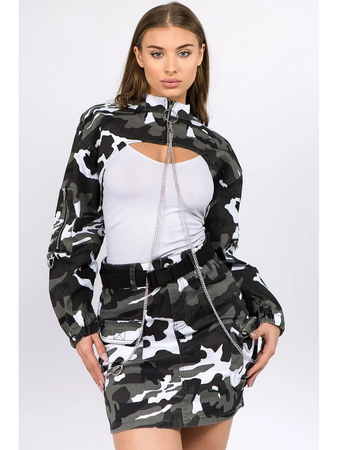 Women American Bazi Camouflage Cropped Jacket with Chains